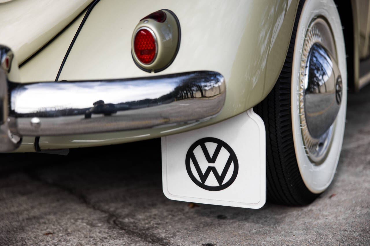 1955 Volkswagen Beetle 13