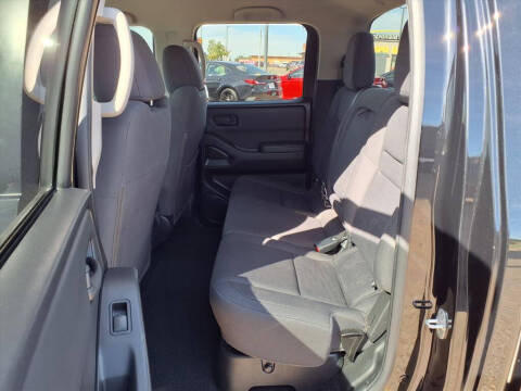 2022 Nissan Frontier S