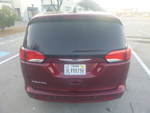 2019 Chrysler Pacifica L