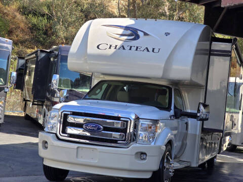 2016 Thor Motor Coach Chateau for sale at Car RV Outlet in Laguna Beach CA