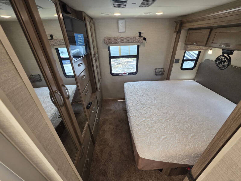 2018 Jayco Precept
