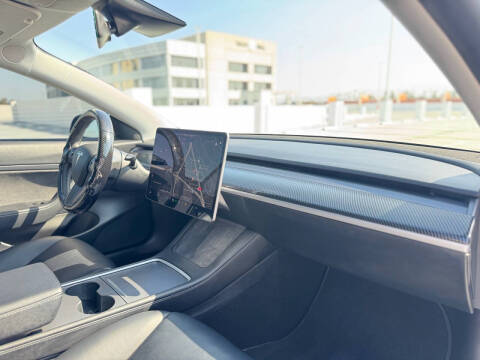 2021 Tesla Model 3 Long Range