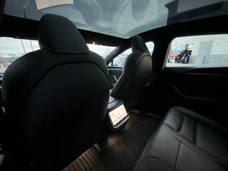 2023 Tesla Model S Standard Range