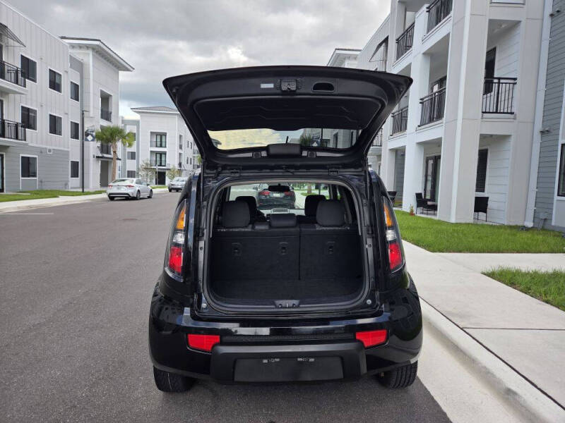 2011 Kia Soul +