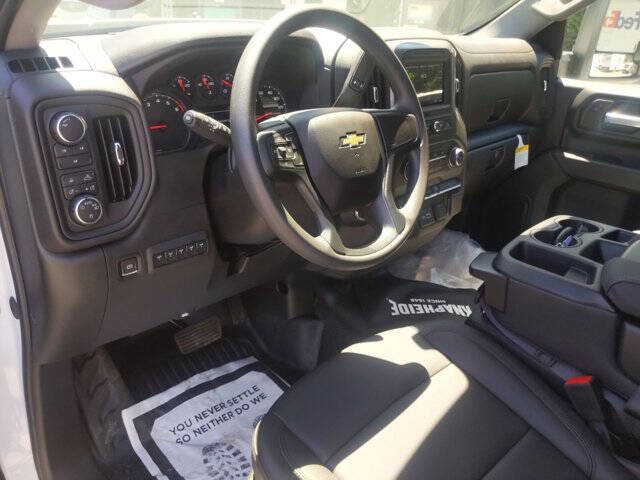 2024 Chevrolet Silverado 3500HD CC