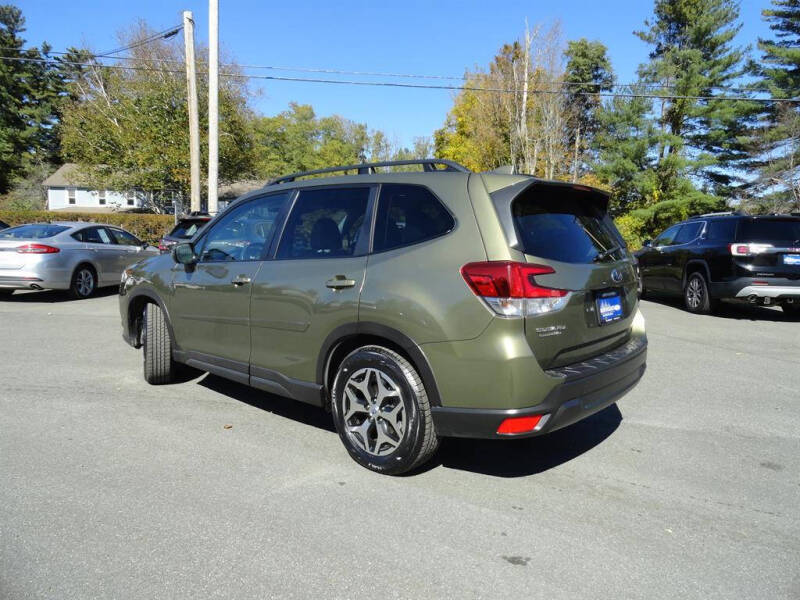 2023 Subaru Forester Premium