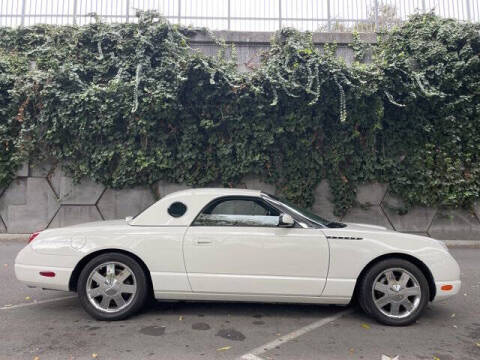 2002 Ford Thunderbird Deluxe