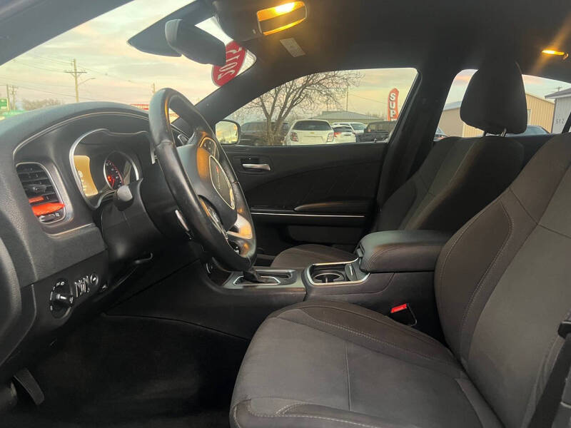 2015 Dodge Charger SXT