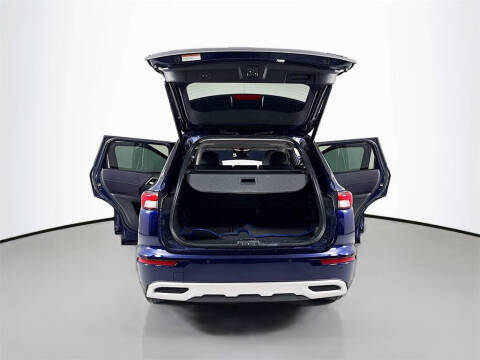 2023 Mitsubishi Outlander PHEV SE