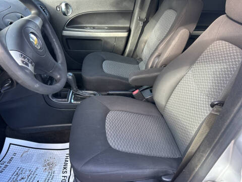 2011 Chevrolet HHR LS