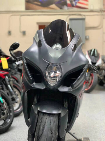 2017 Suzuki GSX-R1000