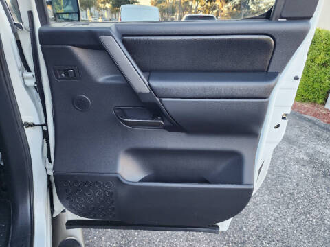 2011 Nissan Titan SL