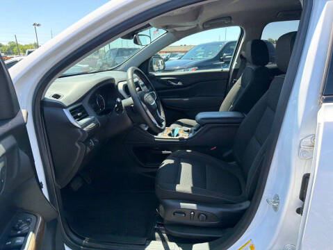 2023 GMC Acadia SLE