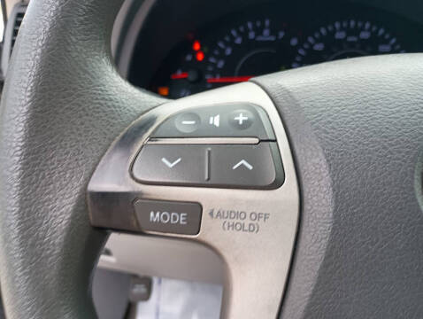 2010 Toyota Camry LE