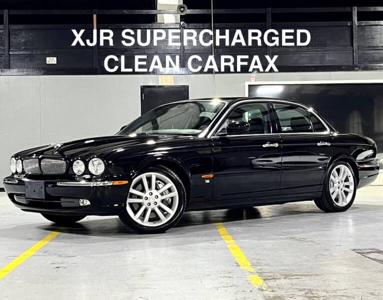 2004 Jaguar XJR