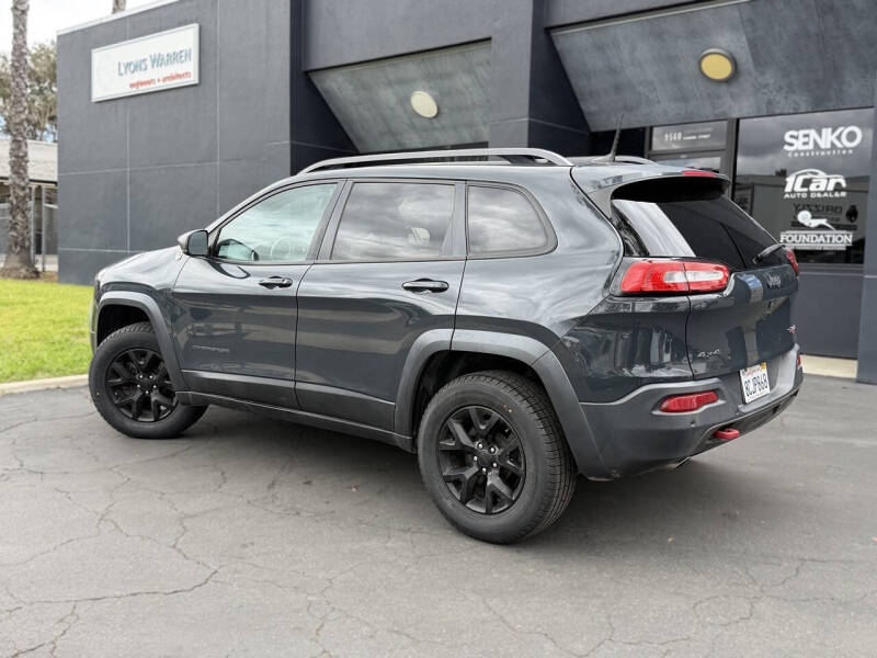 2018 Jeep Cherokee Trailhawk