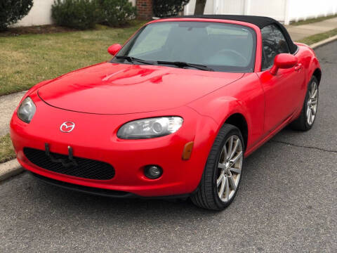 2008 Mazda MX-5 Miata for sale at MAGIC AUTO SALES in Little Ferry NJ