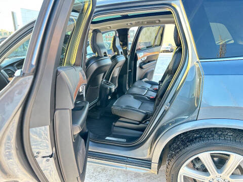 2019 Volvo XC90 T6 Inscription