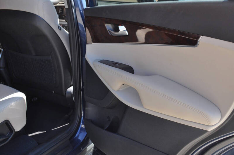 2018 Kia Sorento LX V6