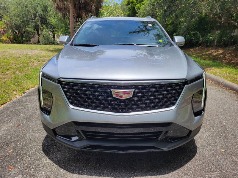 2025 Cadillac XT4 Premium Luxury