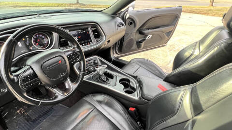 2018 Dodge Challenger SXT Plus