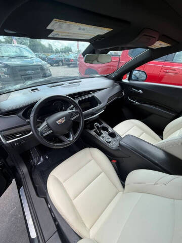 2020 Cadillac XT4 Sport