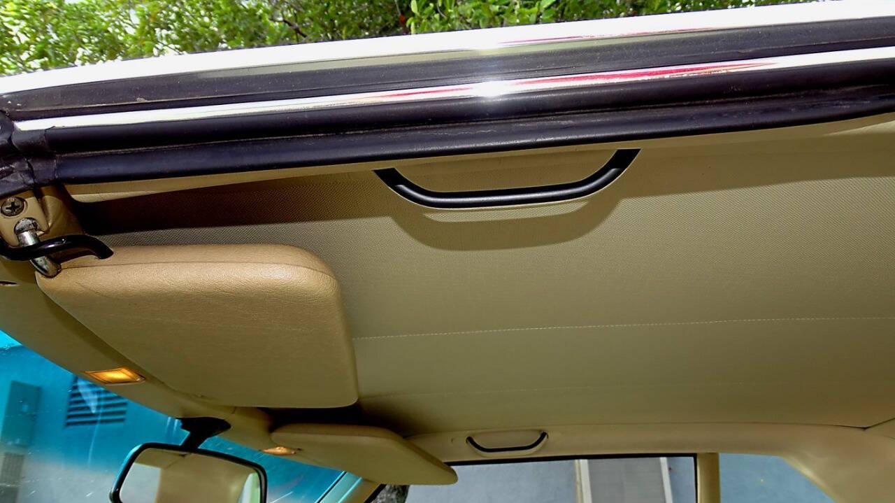 1985 Mercedes-Benz 380-Class 61