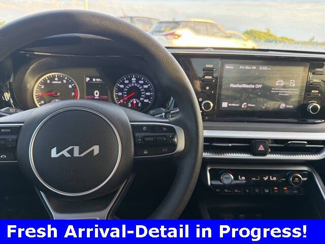 2023 Kia K5 LXS