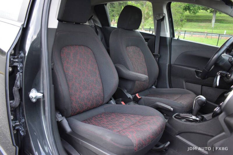 2018 Chevrolet Sonic LT Auto