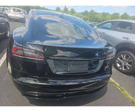 2022 Tesla Model S Plaid