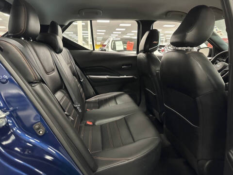 2020 Nissan Kicks SR