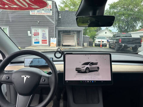 2023 Tesla Model Y Long Range