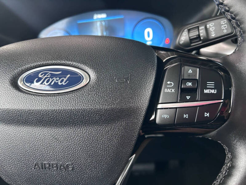 2025 Ford Escape Platinum