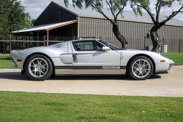 2005 Ford GT