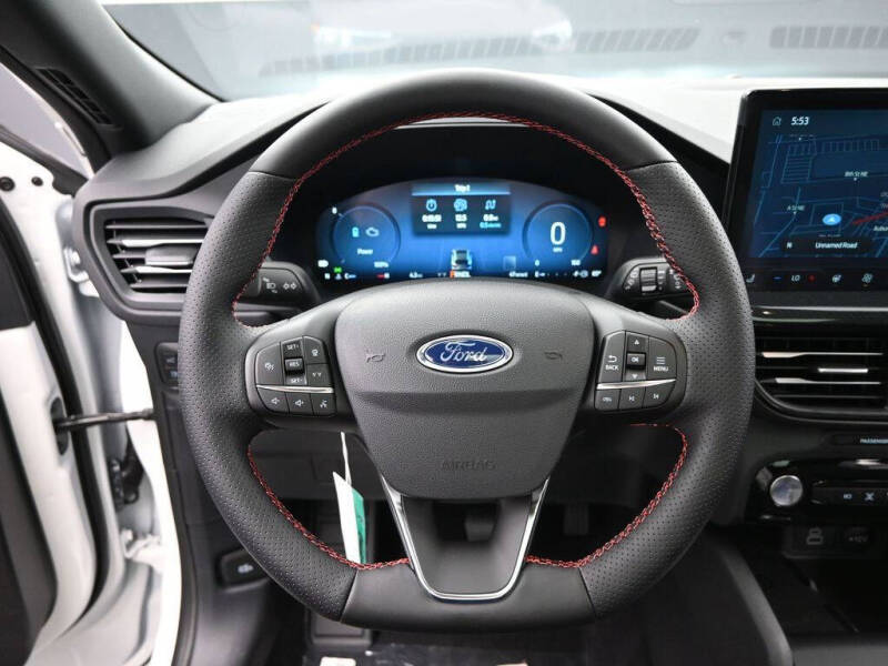 2025 Ford Escape Hybrid ST-Line Select