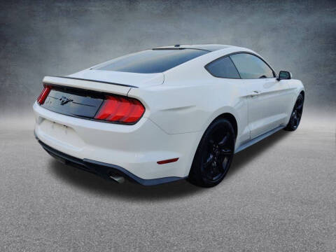 2020 Ford Mustang EcoBoost