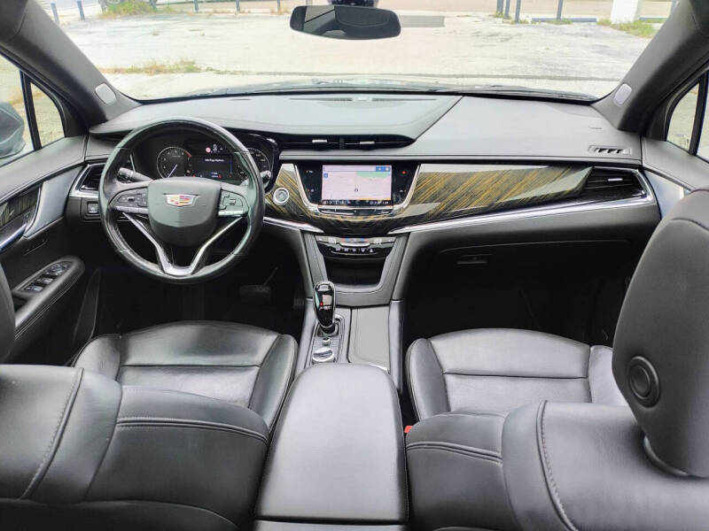 2020 Cadillac XT6 Premium Luxury