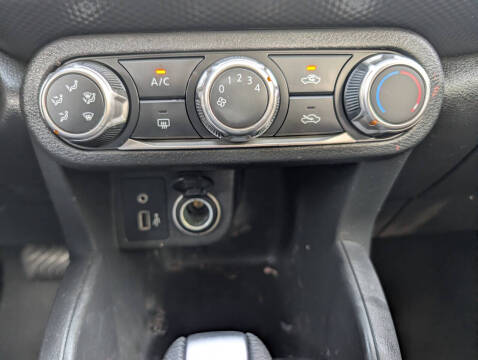 2023 Nissan Kicks S