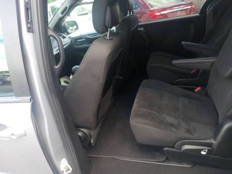 2017 Dodge Grand Caravan SE