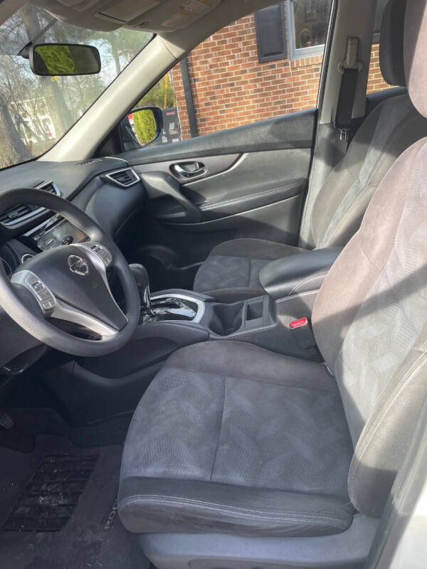 2015 Nissan Rogue SV