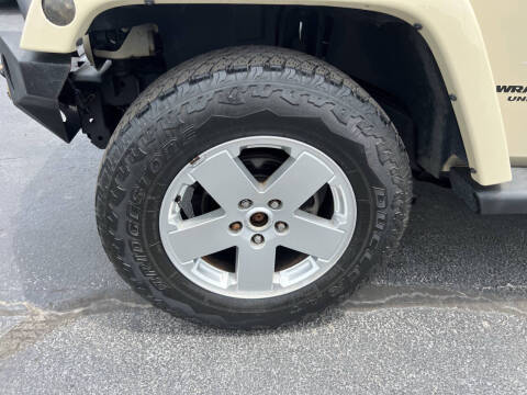 2011 Jeep Wrangler Unlimited Sahara