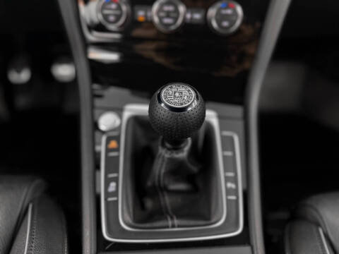 2018 Volkswagen Golf R 4Motion