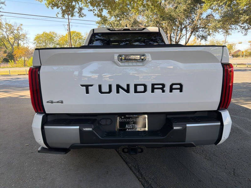 2023 Toyota Tundra Limited HV