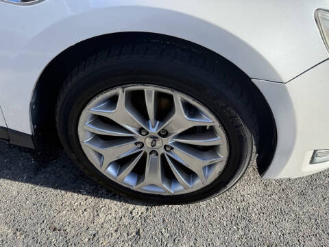 2014 Ford Taurus Limited