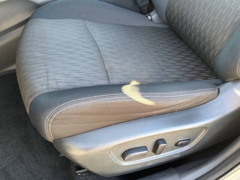 2017 Nissan Rogue Hybrid