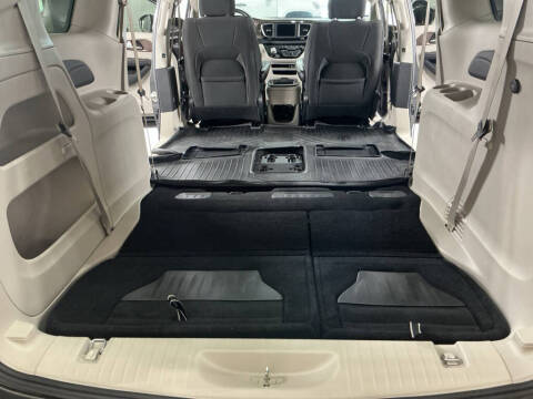 2019 Chrysler Pacifica Touring Plus
