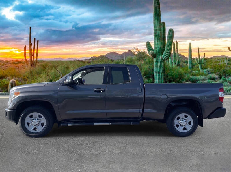 2014 Toyota Tundra SR