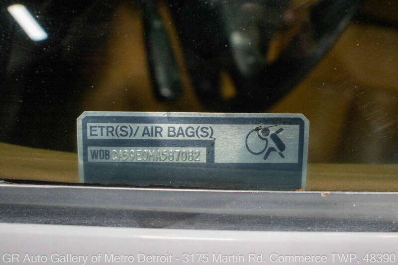 1991 Mercedes-Benz 560-Class 560 SEL