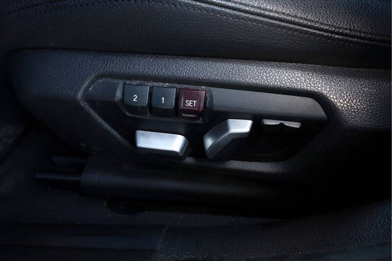 2018 BMW 3 Series 330i