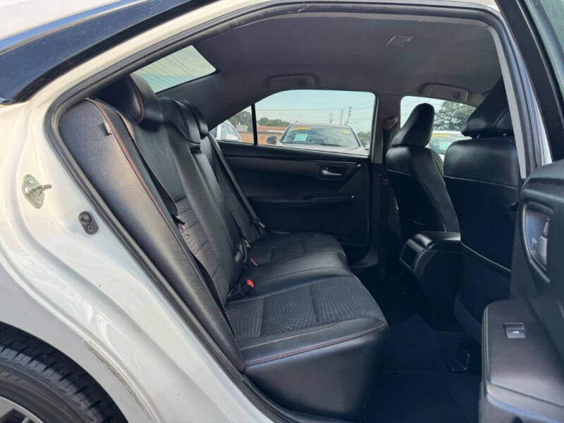 2015 Toyota Camry SE